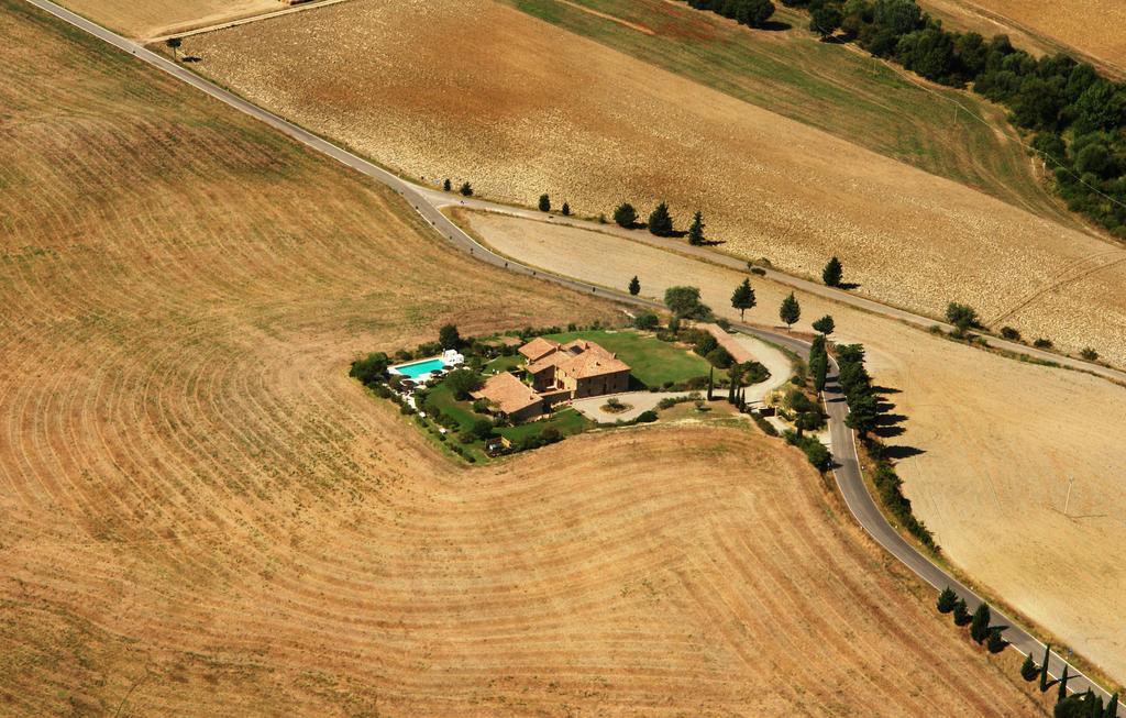 L'Olmo Bed and Breakfast Monticchiello Buitenkant foto